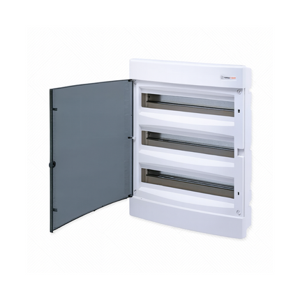 لوحة توزيع ٣٦ خط | درجة حماية آي بي ٤٠، ٦٣ أمبير، ٥٤ موديول (٣×١٨)، غطاء شفاف  ‎36-line panel board | IP40 rating, 63 A, 54 modules (3×18), transparent cover‎