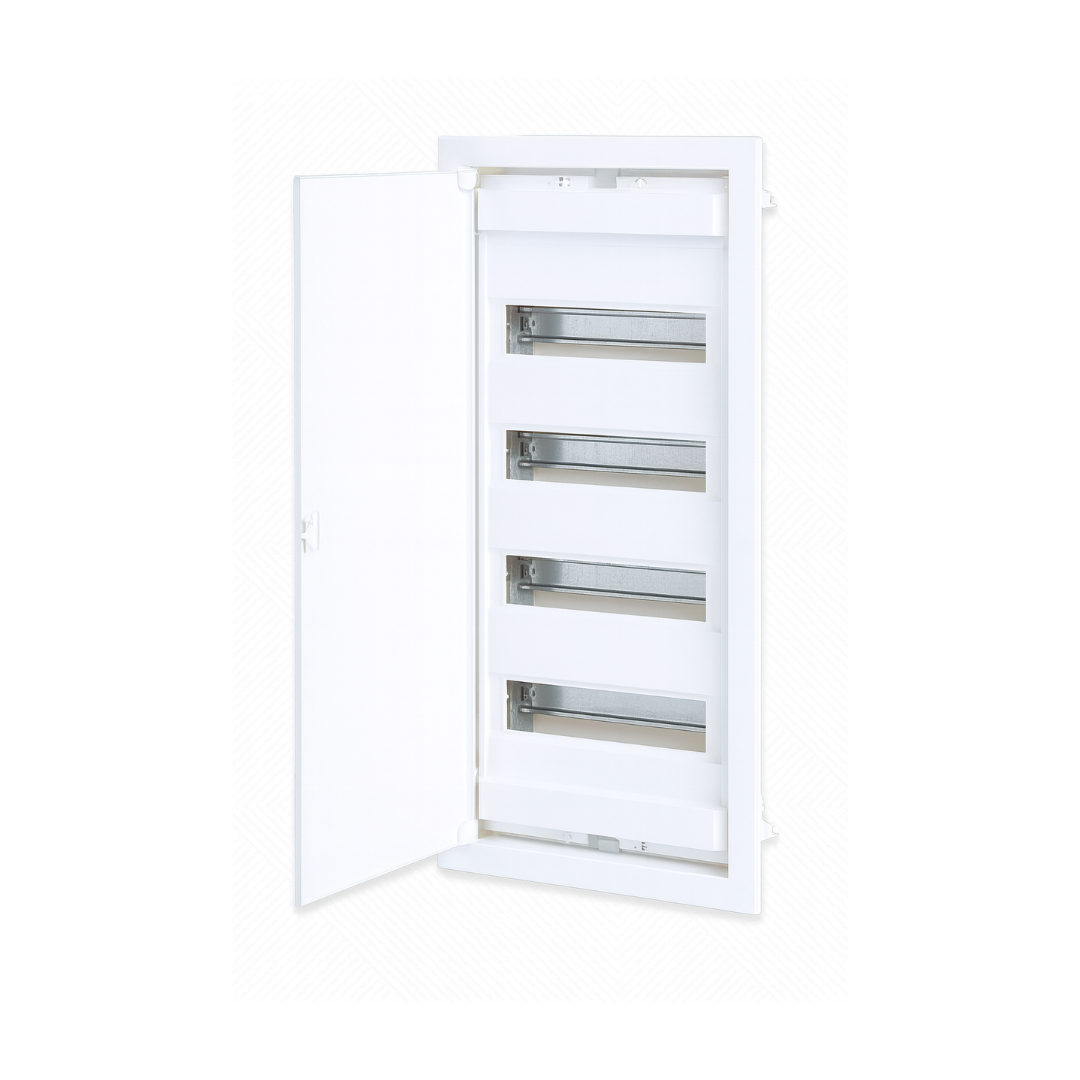 لوحة توزيع ٤٨ خط | درجة حماية آي بي ٤٠، ٦٣ أمبير، ٤٨+٨ موديول، غطاء أبيض صاج  ‎48-line panel board | IP40 rating, 63 A, 48+8 modules, white sheet-metal cover‎