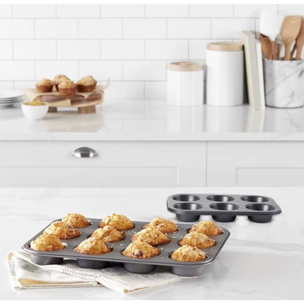 قالب كيك بتصميم مقاوم للالتصاق وقابل لاعادة الاستخدام لصناعة المافن والكب ، 12 فتحة