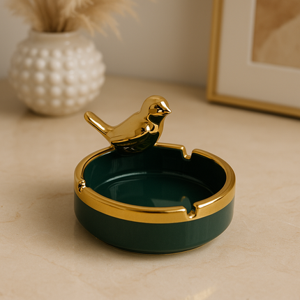 طفاية سجائر سيراميك فاخرة بتصميم الطائر الذهبي – لمسة ديكور تعكس الذوق الرفيع