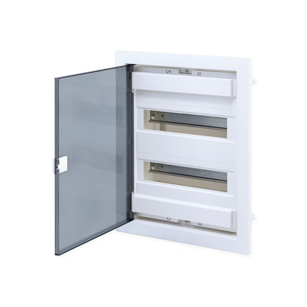 لوحة توزيع ٢٤ خط | درجة حماية آي بي ٤٠، ٦٣ أمبير، ٢٤+٤ موديول، غطاء شفاف  ‎24-line panel board | IP40 rating, 63 A, 24+4 modules, transparent cover‎