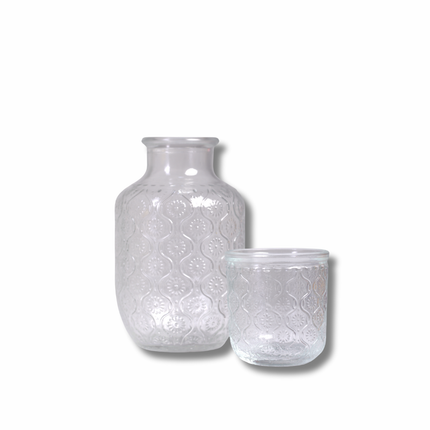 طقم كاراڤ ماء مع كوب-غطاء من الزجاج المنقوش — أنيق للكمودينو والمكتب