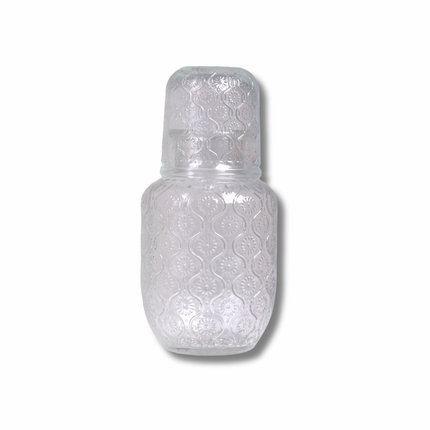 طقم كاراڤ ماء مع كوب-غطاء من الزجاج المنقوش — أنيق للكمودينو والمكتب